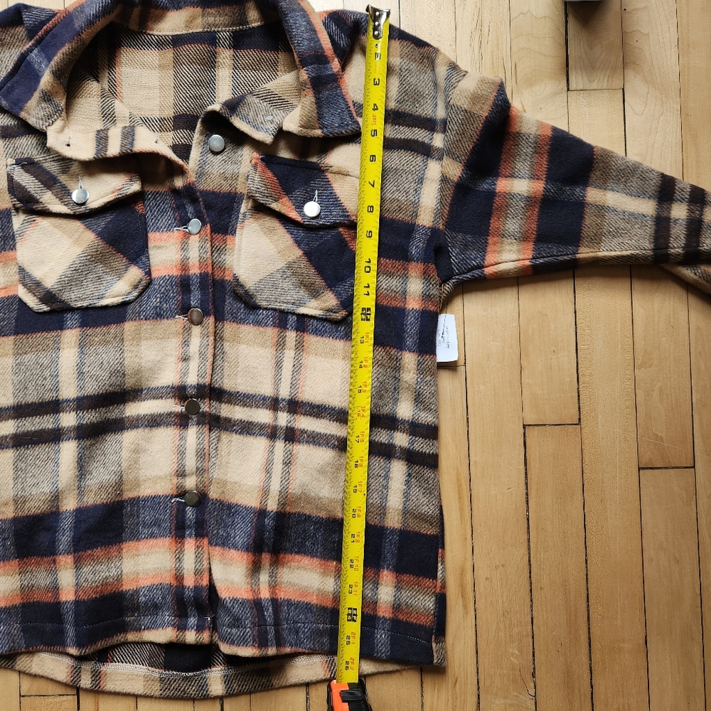 Flannel Shacket Size Large - Picture 7 of 9